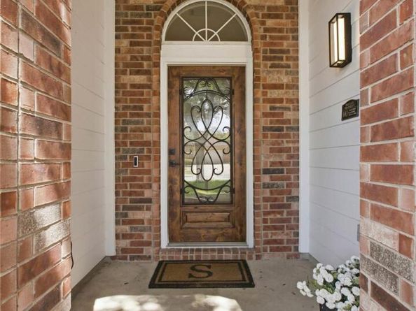 1833 Paradise Ridge DR, Round Rock TX 78665