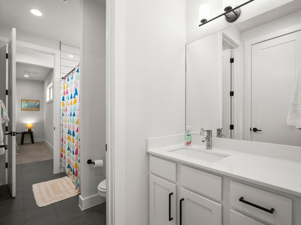 611 Gaylor ST 2, Austin TX 78752