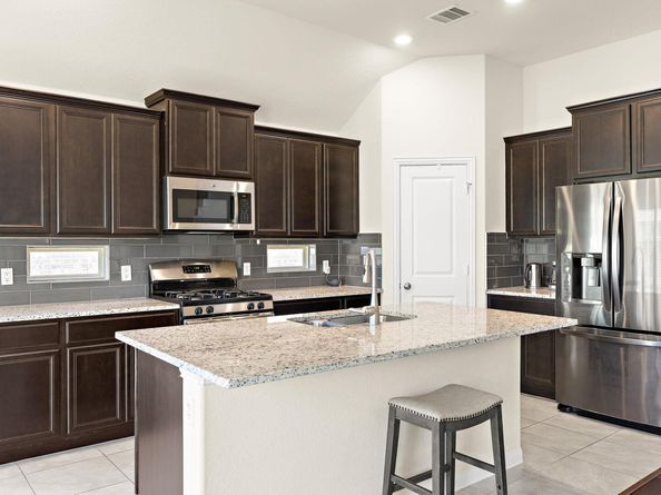 5012 Yucca Bloom DR, Georgetown TX 78626
