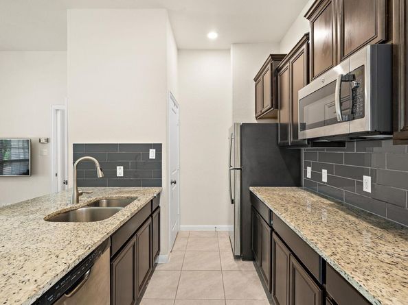 5012 Yucca Bloom DR, Georgetown TX 78626