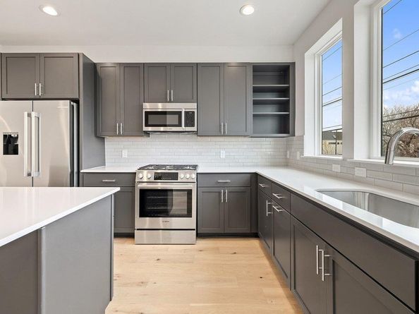 3613 Jetson WAY 113, Austin TX 78723