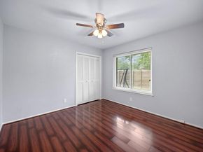 1301 S Meadows DR, Austin TX 78758