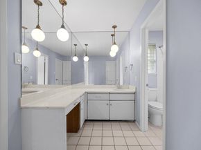 1301 S Meadows DR, Austin TX 78758