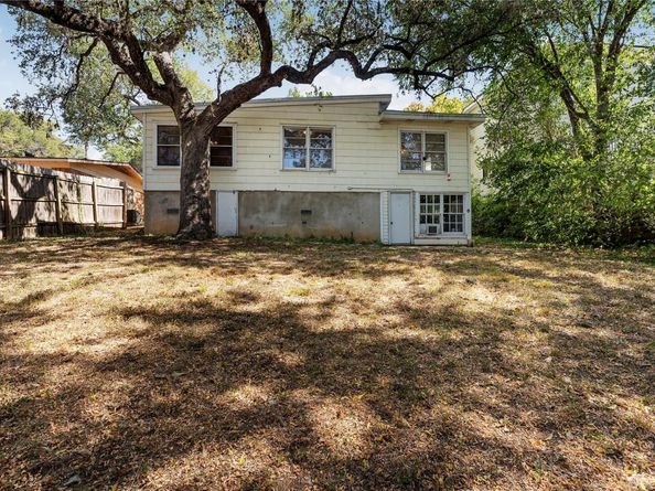 2111 W 10th ST, Austin TX 78703