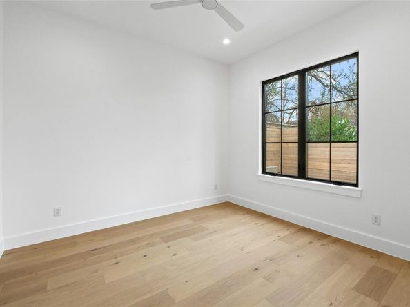 2526 Spring LN, Austin TX 78703