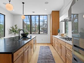 2526 Spring LN, Austin TX 78703