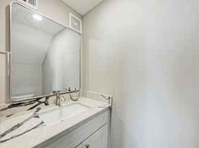 6718 Silvermine DR 804, Austin TX 78736