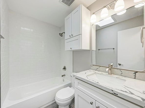6718 Silvermine DR 804, Austin TX 78736