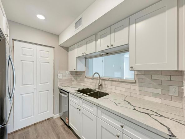 6718 Silvermine DR 804, Austin TX 78736