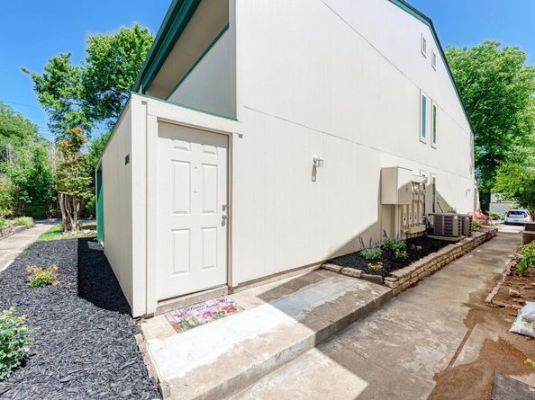 6718 Silvermine DR 804, Austin TX 78736