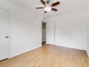 2401 Manor RD 210, Austin TX 78722