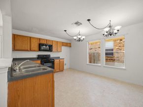 13505 Lismore LN, Pflugerville TX 78660