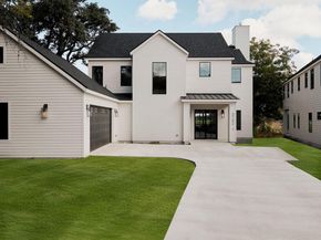 5702-2 Penick DR, Austin TX 78741
