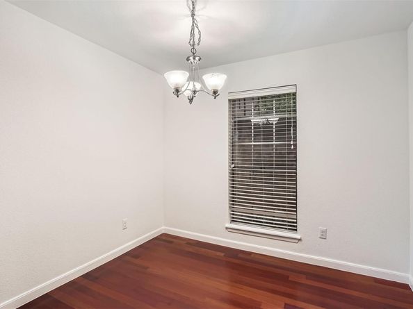 6609 Valleyside RD, Austin TX 78731