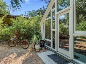 1704 Singleton Ave, Austin TX 78702