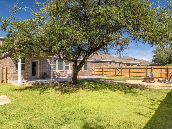 1324 Eagle Ray ST, Leander TX 78641