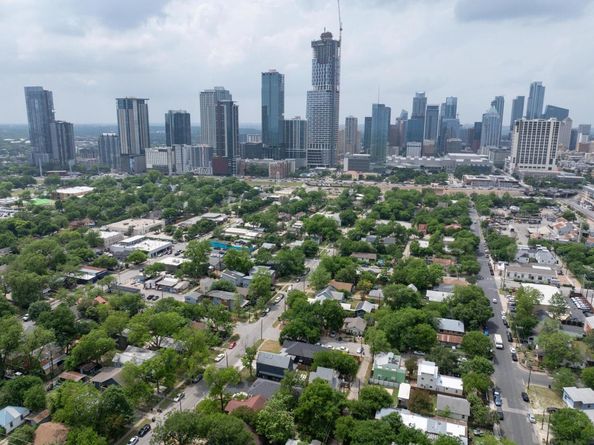 1304 E 2nd ST, Austin TX 78702