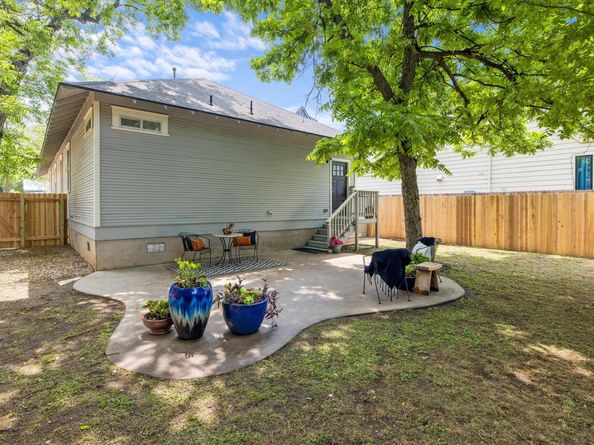1304 E 2nd ST, Austin TX 78702