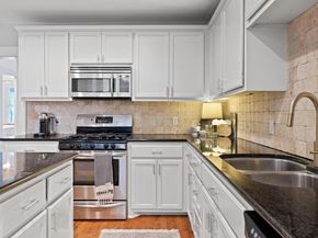 1304 E 2nd ST, Austin TX 78702