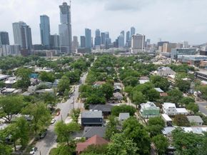 1304 E 2nd ST, Austin TX 78702