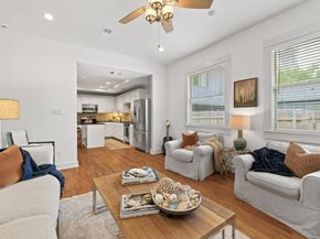 1304 E 2nd ST, Austin TX 78702