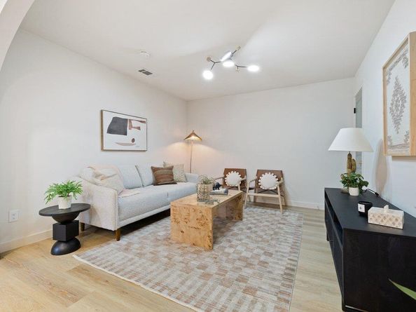 7614 Watson St, Austin TX 78757