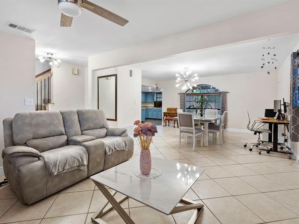 512 Bramble DR, Austin TX 78745