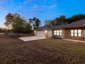 2504 Lark Glen LN, Austin TX 78748