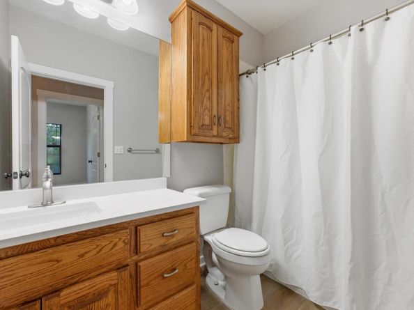 2504 Lark Glen LN, Austin TX 78748