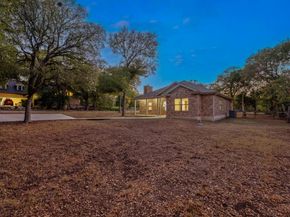 2504 Lark Glen LN, Austin TX 78748