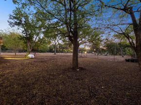 2504 Lark Glen LN, Austin TX 78748