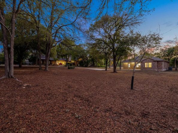 2504 Lark Glen LN, Austin TX 78748