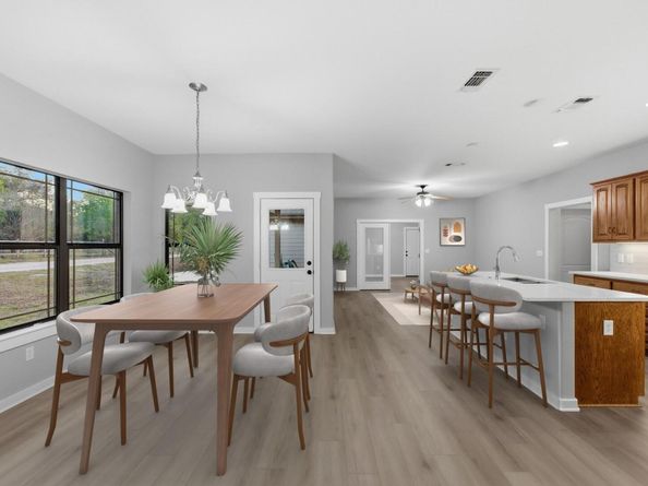 2504 Lark Glen LN, Austin TX 78748