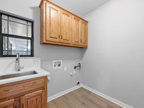 2504 Lark Glen LN, Austin TX 78748