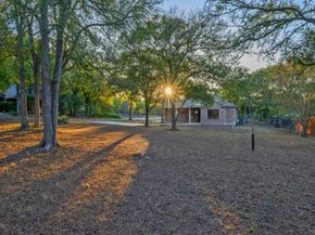 2504 Lark Glen LN, Austin TX 78748