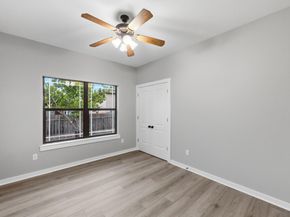 2504 Lark Glen LN, Austin TX 78748