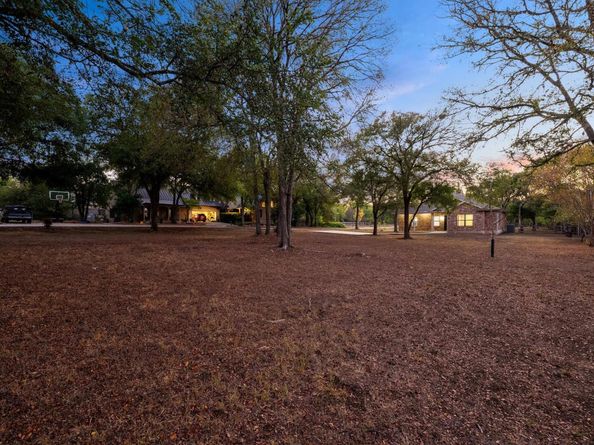 2504 Lark Glen LN, Austin TX 78748