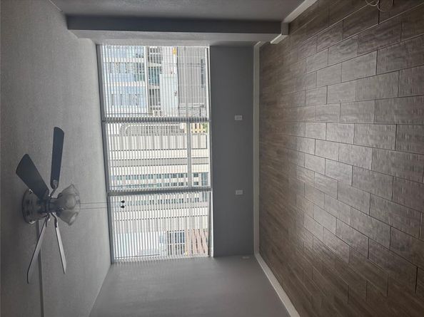 1800 Lavaca ST A806, Austin TX 78701