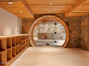 119 Proprietors Crossing, New Canaan CT 06840