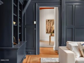 119 Proprietors Crossing, New Canaan CT 06840