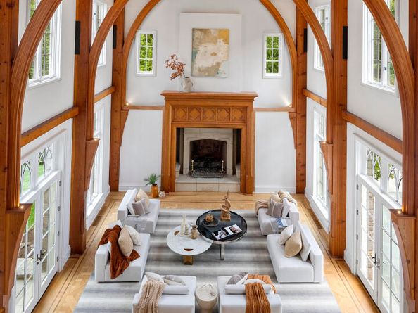 119 Proprietors Crossing, New Canaan CT 06840
