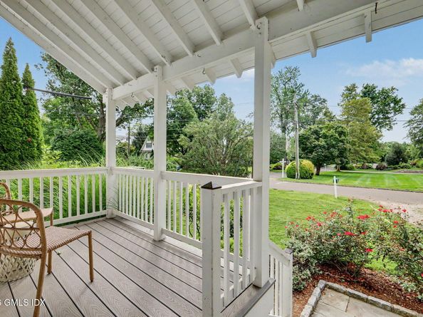 19 Old Club House Road, Old Greenwich CT 06870