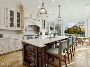 16 Indian Point Lane, Riverside CT 06878