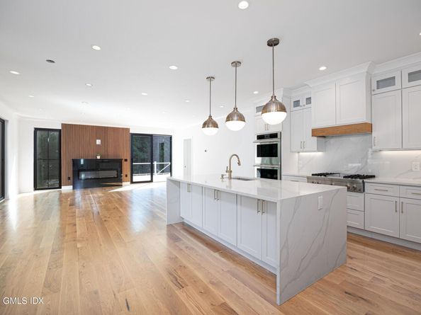 20 Sound Beach Avenue, Old Greenwich CT 06870