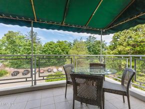 4 Putnam Hill 4G, Greenwich CT 06830