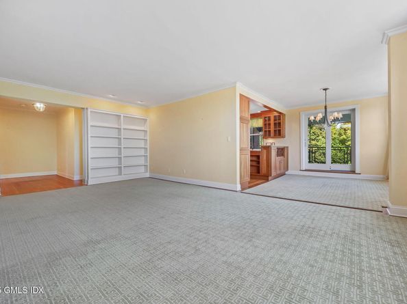 4 Putnam Hill 4G, Greenwich CT 06830