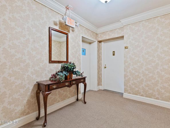4 Putnam Hill 4G, Greenwich CT 06830