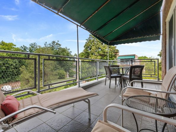 4 Putnam Hill 4G, Greenwich CT 06830