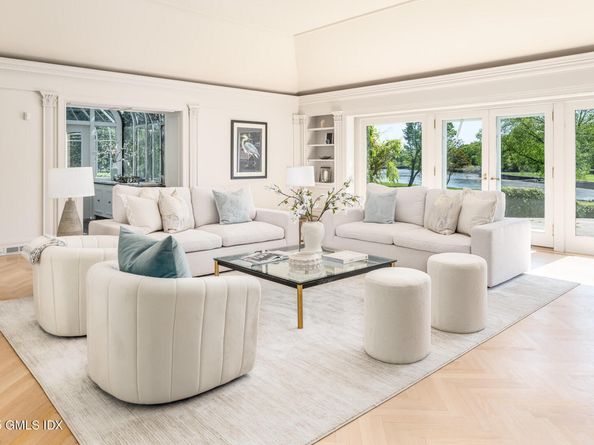 33 Meadow Wood Drive, Greenwich CT 06830