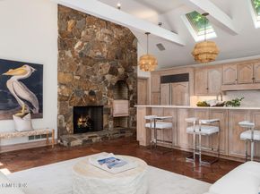 33 Meadow Wood Drive, Greenwich CT 06830